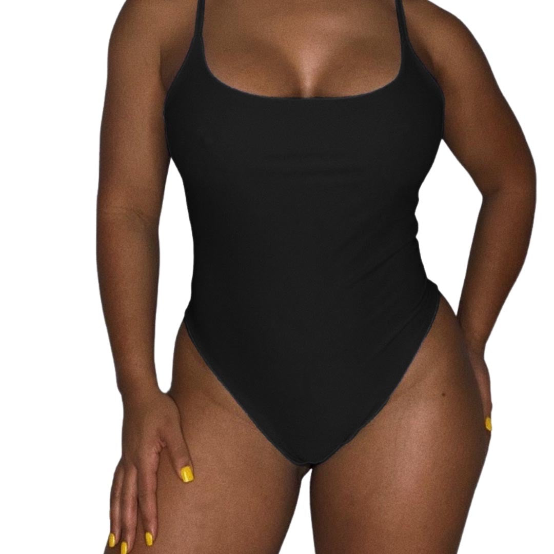 Alicia Thong One Piece